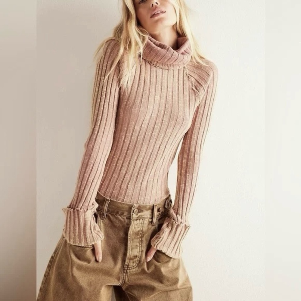 Free People Turtleneck Slouchy Knit Sweater Ribbed Long Cuffed Sleeve Raw Seam - Picture 8 of 14